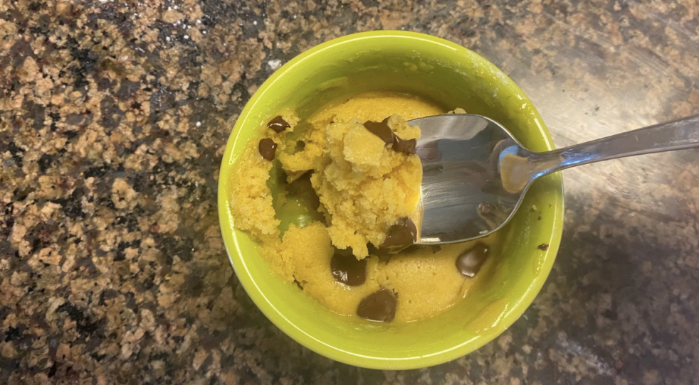 How+To+Make+A+Microwave+Mug+Cookie